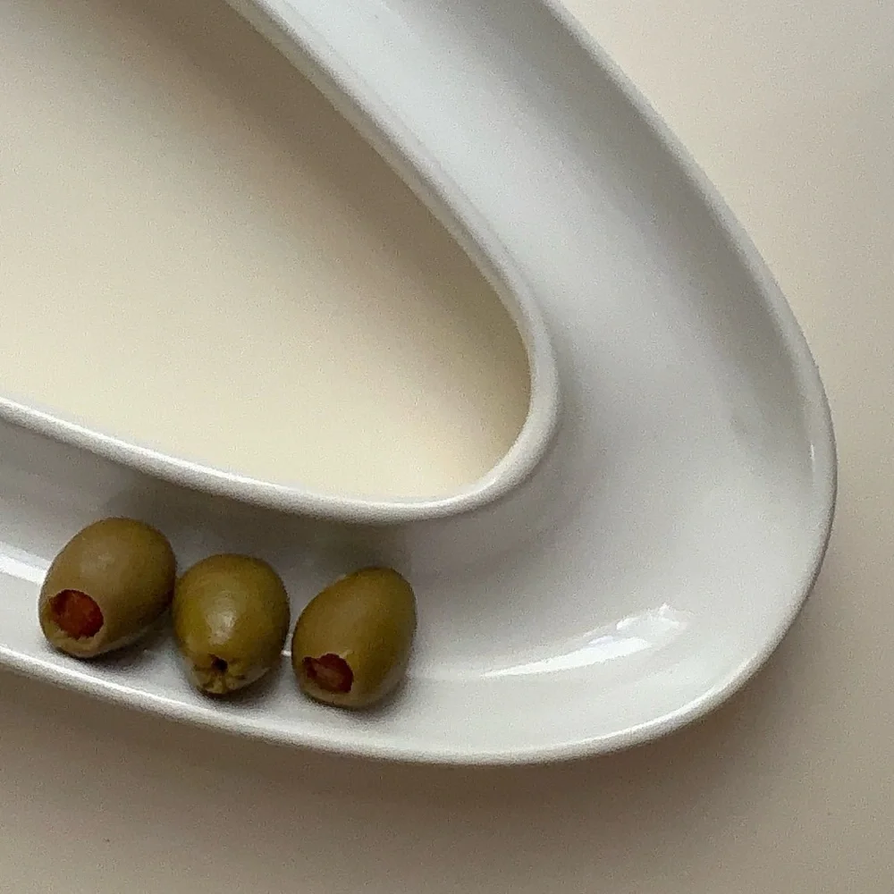 Williams Sonoma Olive serving dish